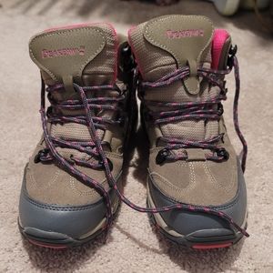Bearpaw Hiking Boots